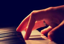 篮球巨星宣布复出，球迷振奋