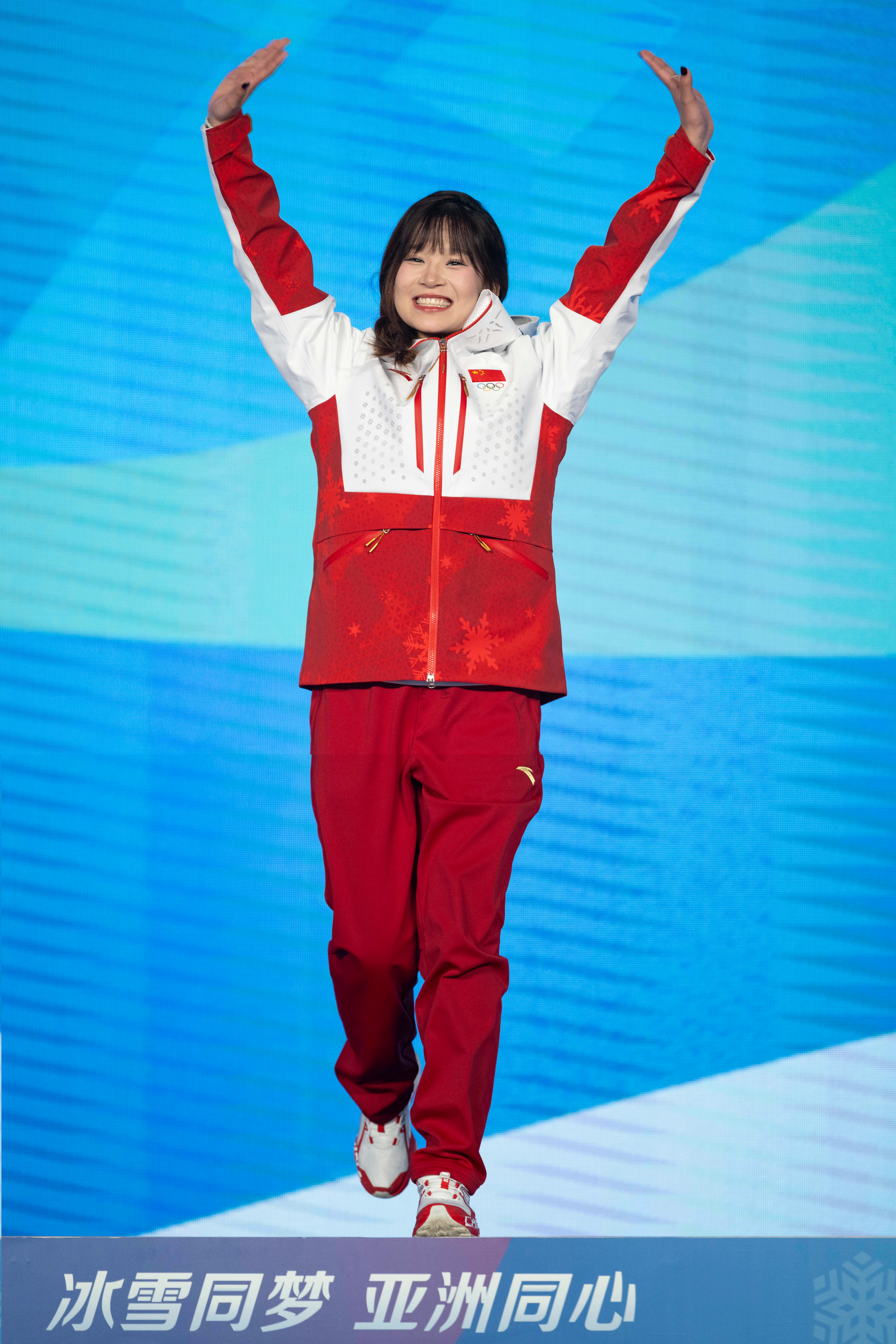 奥地利女子滑雪冠军荣耀回归 奥地利女子滑雪冠军荣耀回归