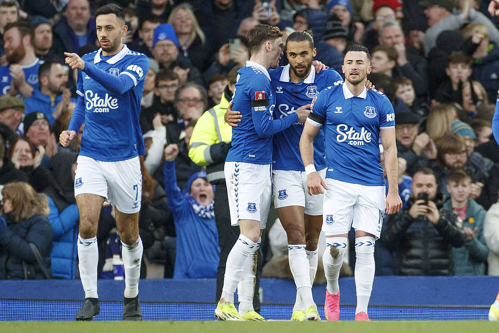 od体育入口-埃弗顿连平莱切斯特，保持不败纪录的简单介绍