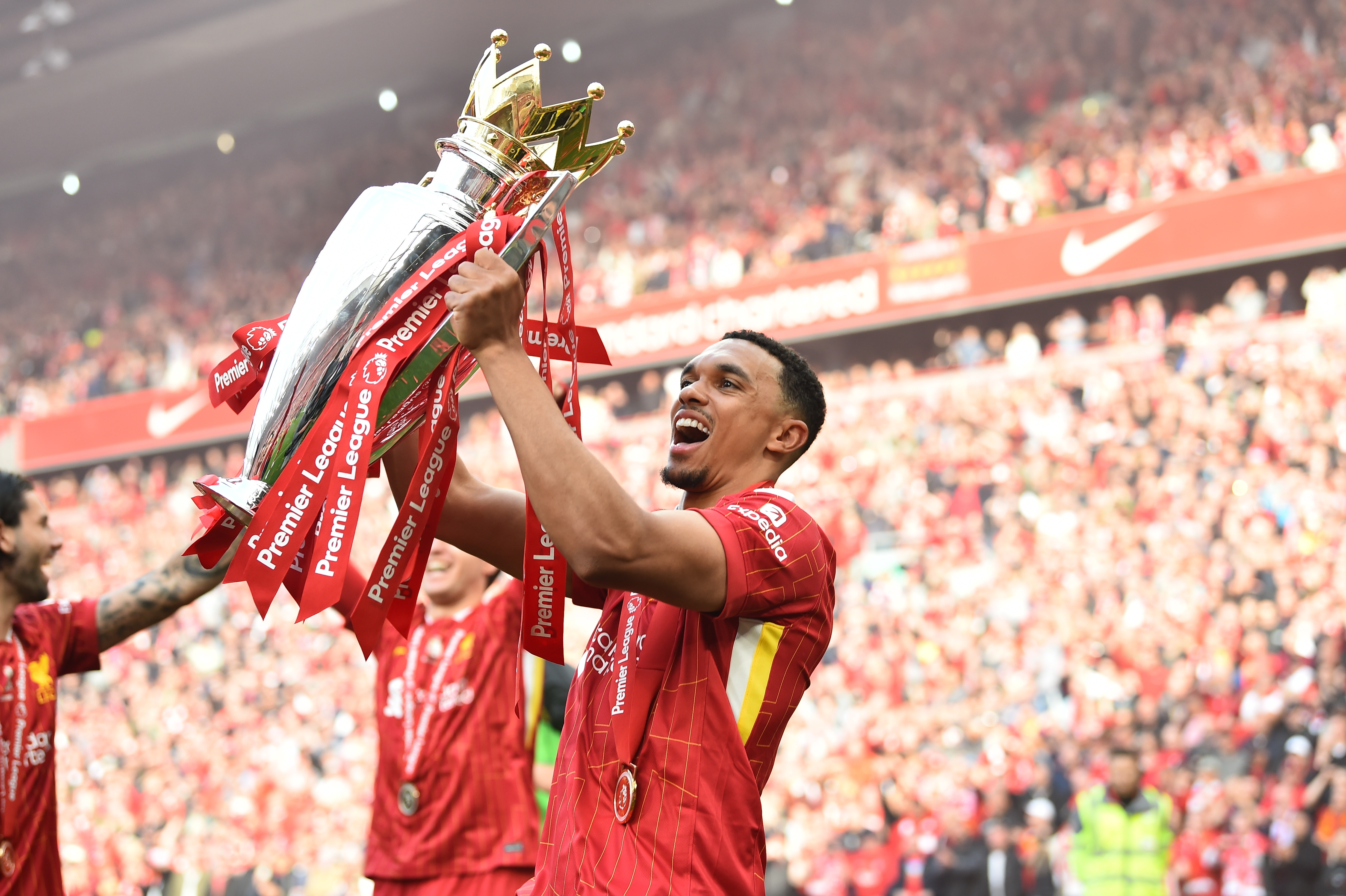 od体育培训-利物浦主场迎战实力强劲对手，备战紧张