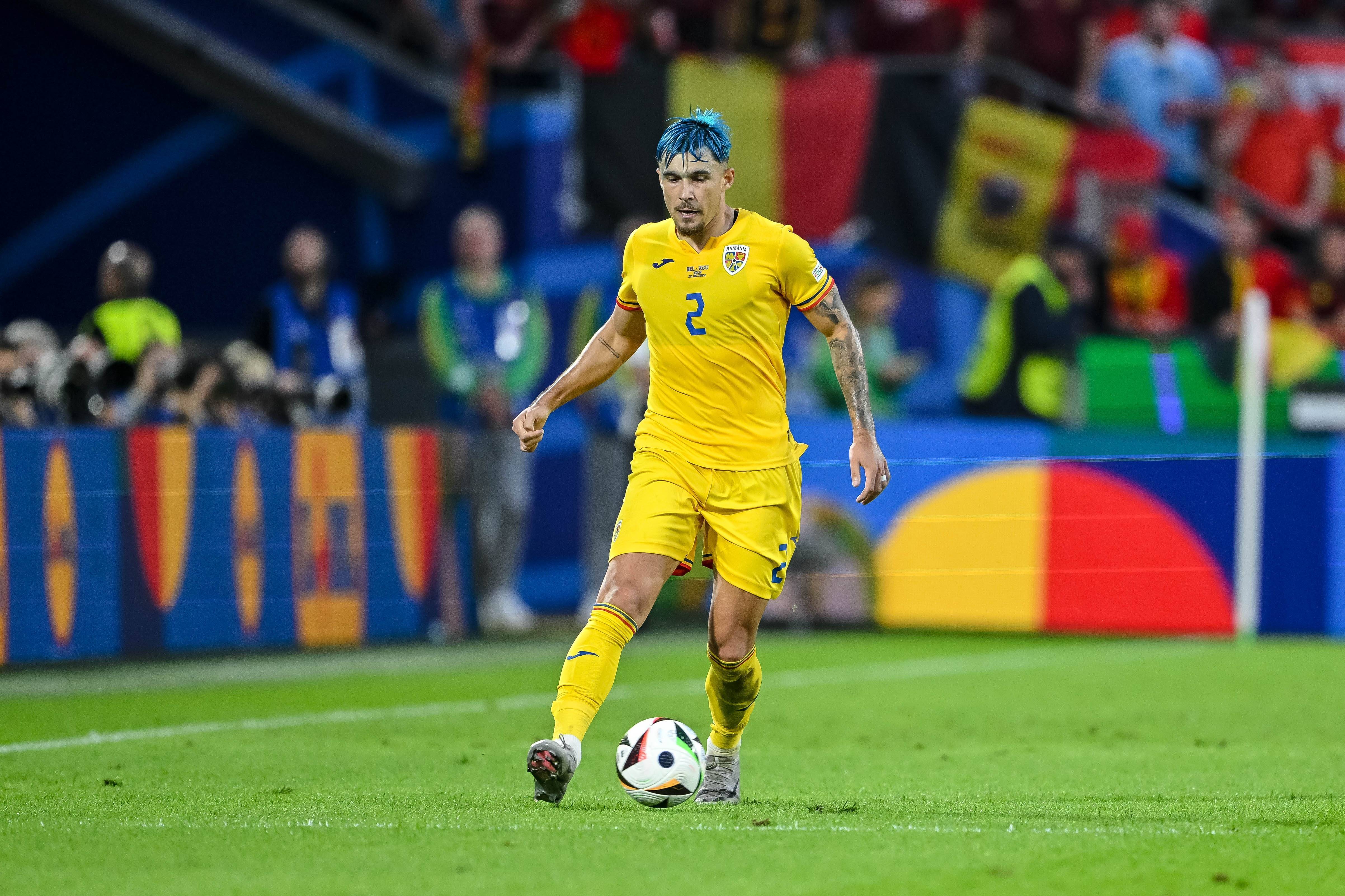 荷兰小组赛全胜，冲击欧洲杯决赛圈