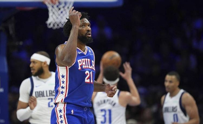 雄鹿遭76人逆袭,客场失利 雄鹿遭76人逆袭,客场失利