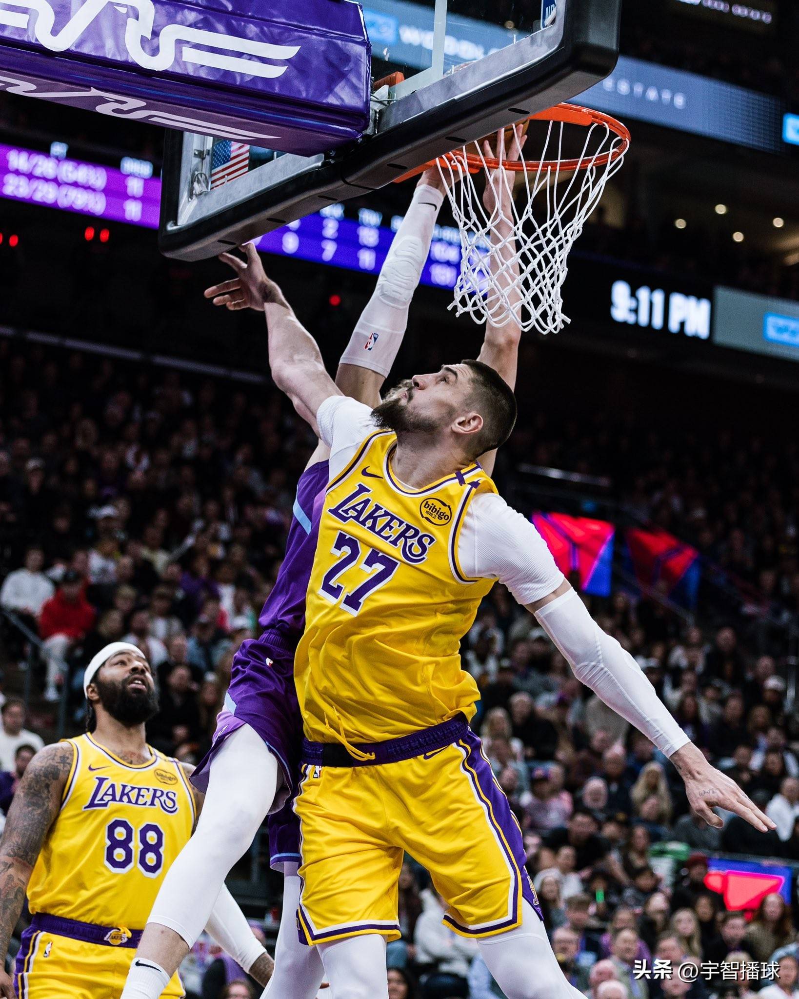 od体育登录-爵士后卫连续两场狂轰40+，成为全明星热门的简单介绍