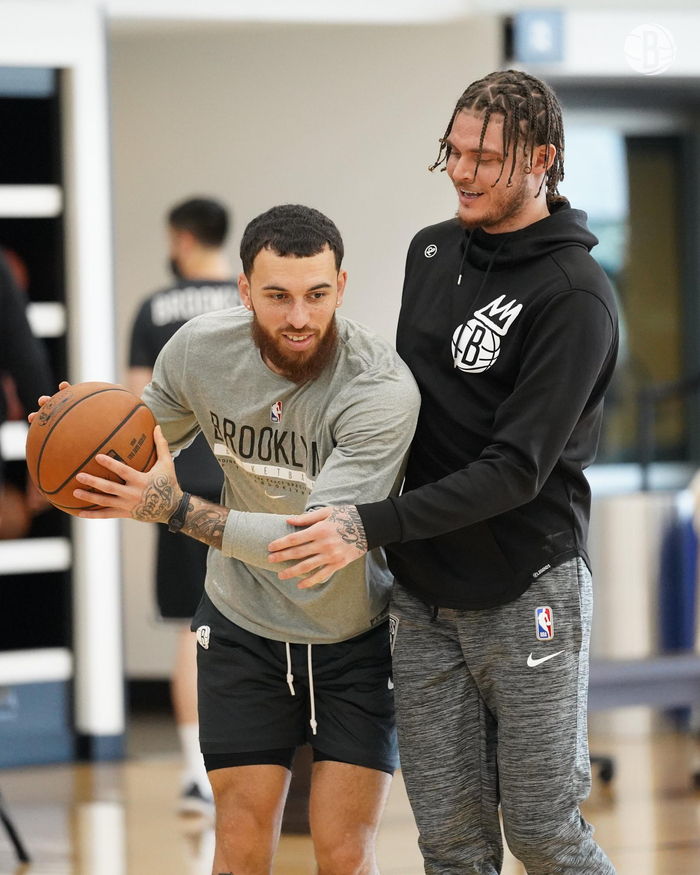 关于篮网主教练透露球队训练秘籍,力争再进总决赛的信息 关于篮网主教练透露球队训练秘籍,力争再进总决赛的信息