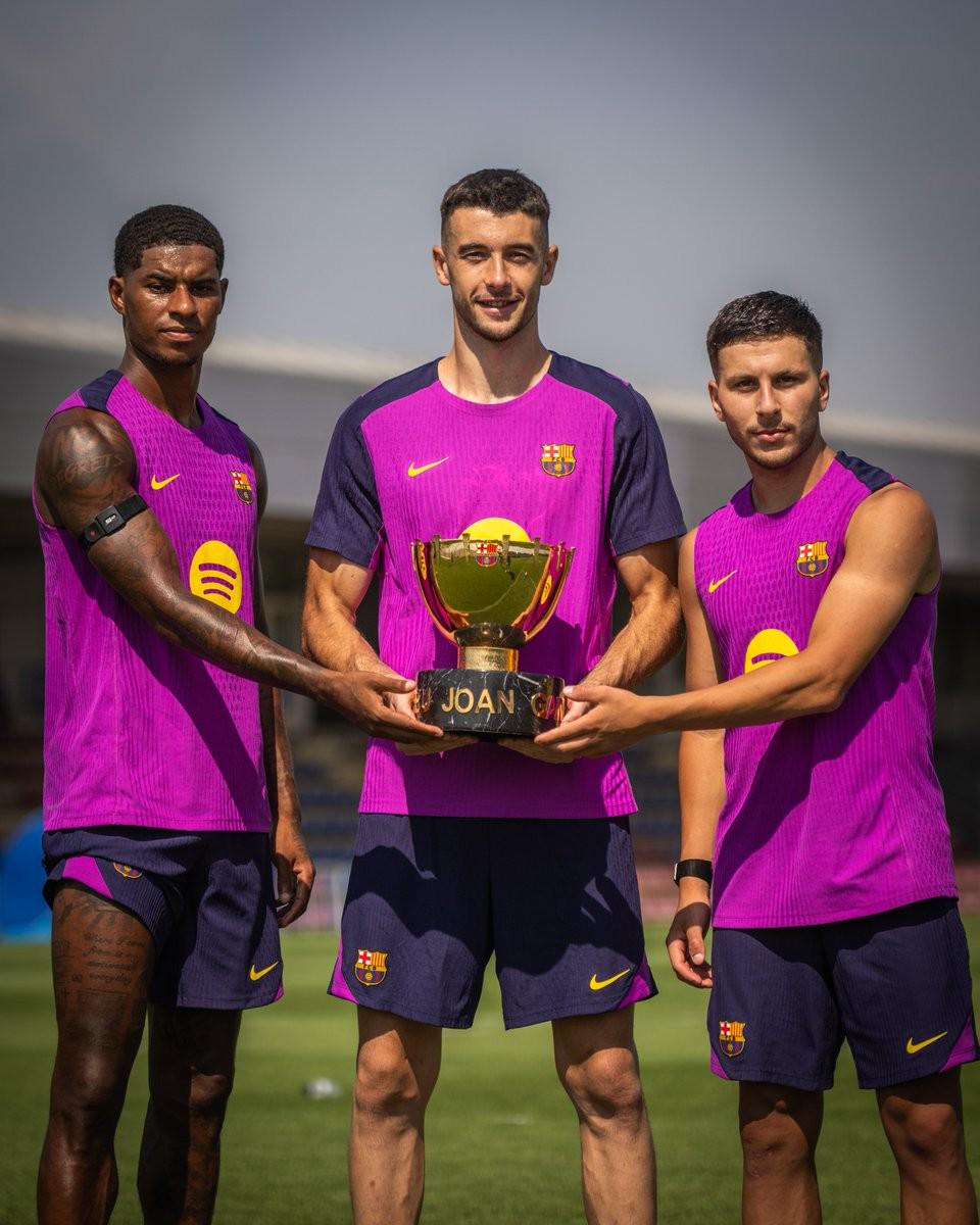 巴塞罗那签下新援,为球队壮大阵容的简单介绍 巴塞罗那签下新援,为球队壮大阵容的简单介绍