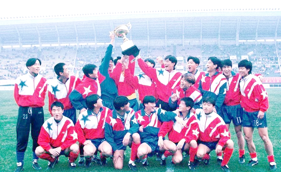 od体育登录入口-国内足球比赛引发球员转会热潮